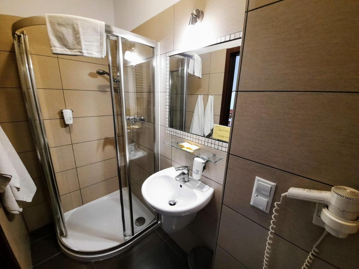 Aneks Hotelu Kazimierz คราคูฟ ภายนอก รูปภาพ